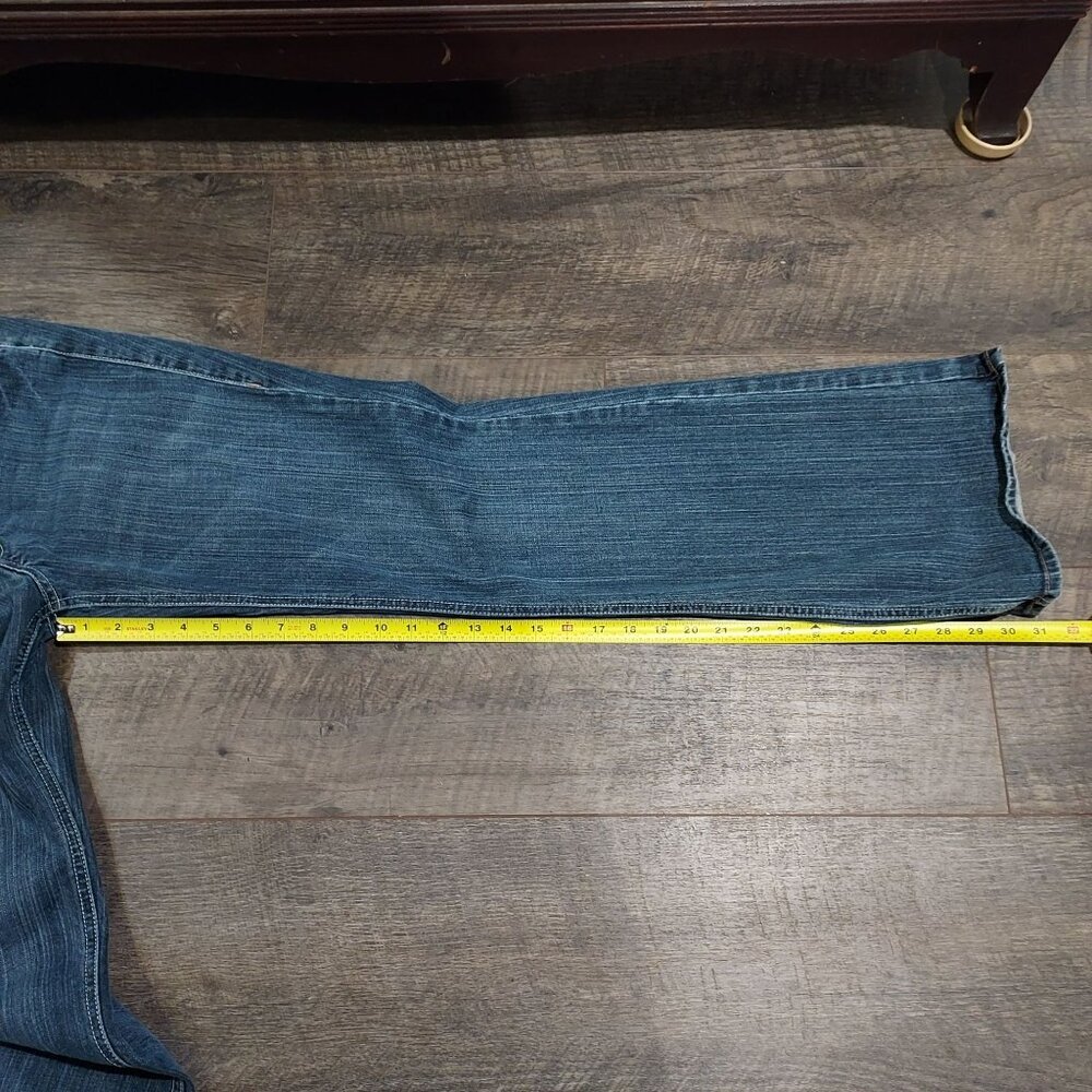 NY&C Brand Women's Flare Jeans Size 8 Wash Denim - Picture 6 of 14